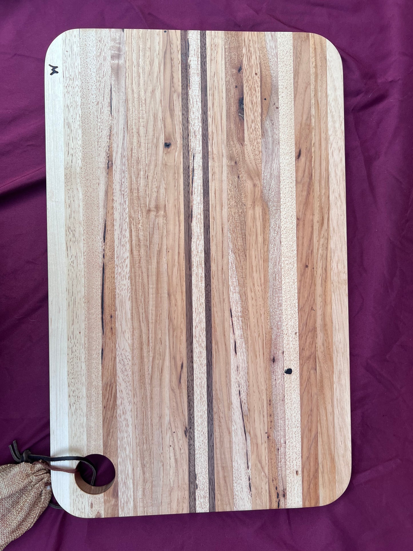 Charcuterie board Pecan & Walnut