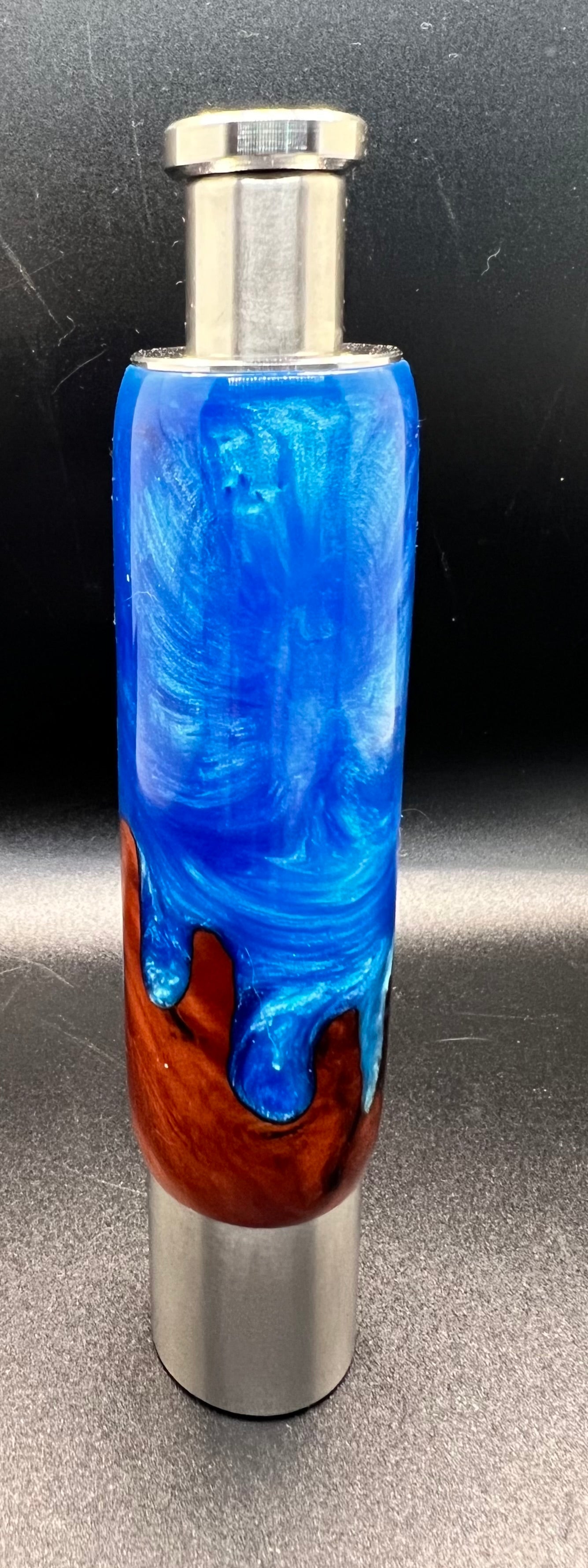 One handed Press top Salt/Peppermill