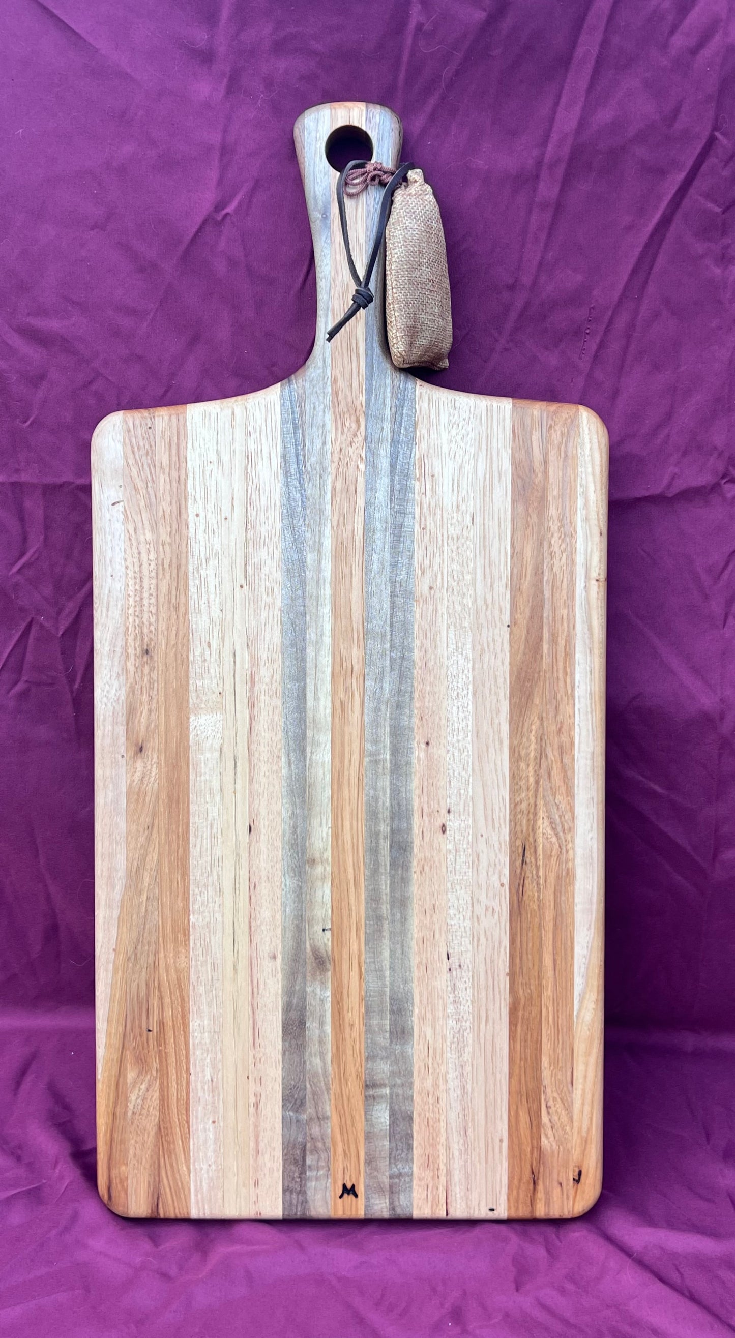 Charcuterie board Pecan & Walnut
