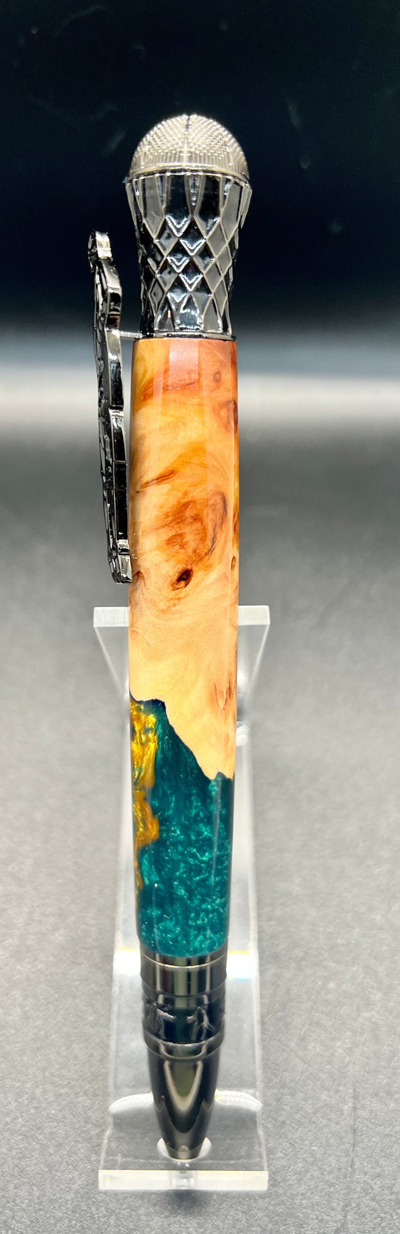 Basketball Twist Pen-Mallee Burl-Green and Gold resin