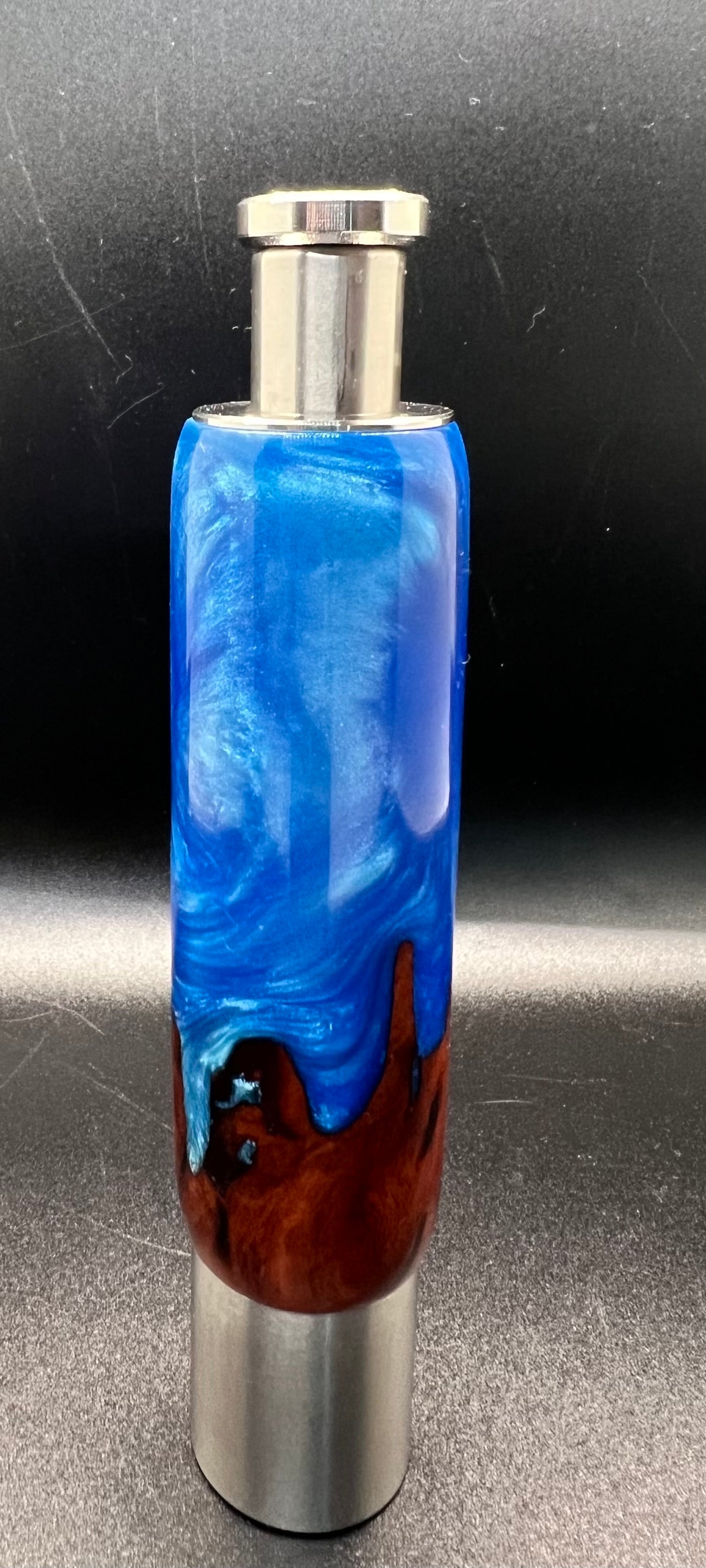 One handed Press top Salt/Peppermill