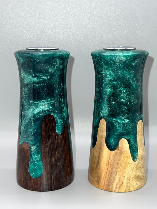 Salt and Pepper Shaker Set